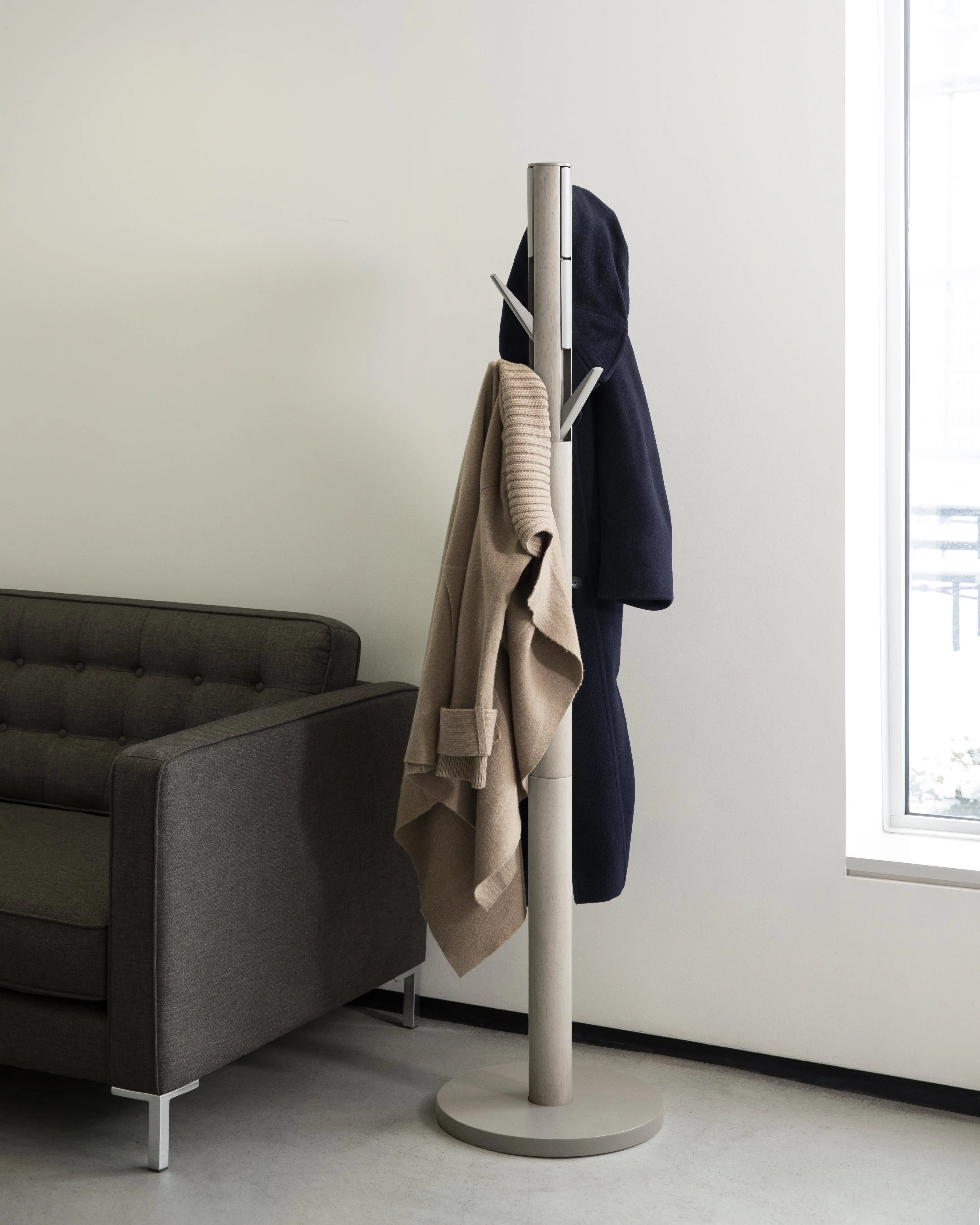 Flapper Coat Rack QleoQubo